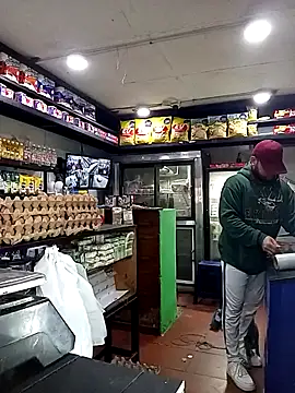 Snapshot of Catire10_ chatting on 09/19/25, 01:01 Catire10 online show from 09/19/25, 01:01