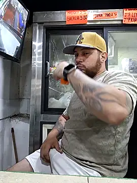 Snapshot of Catire10_ chatting on 11/08/25, 01:44 Catire10 online show from 11/08/25, 01:44