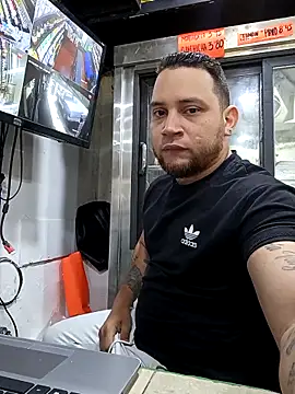 Snapshot of Catire10_ chatting on 11/22/25, 02:38 Catire10 online show from 11/22/25, 02:38