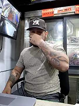 Snapshot of Catire10_ chatting on 12/02/25, 02:23 Catire10 online show from 12/02/25, 02:23