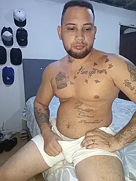 Snapshot of Catire10_ chatting on 04/20/26, 10:55 Catire10 online show from 04/20/26, 10:55