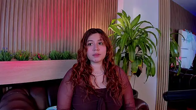 AdelaTaylor online show from 09/25/25, 07:39