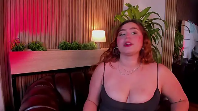 AdelaTaylor online show from 10/04/25, 08:18