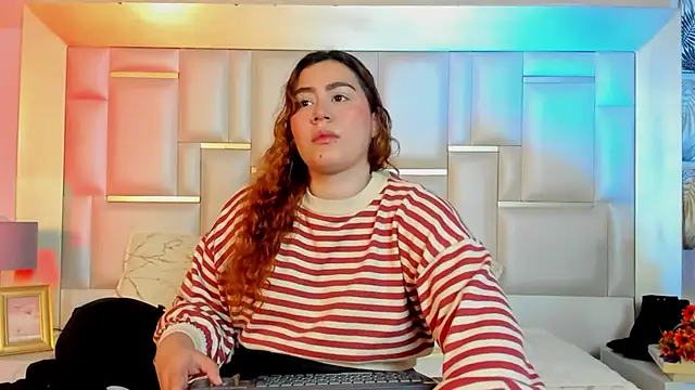 AdelaTaylor online show from 11/20/25, 01:11