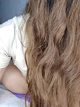 Snapshot of aytanna_torrez chatting on 11/05/25, 06:19 aytanna torrez online show from 11/05/25, 06:19