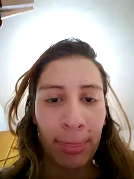 Snapshot of aytanna_torrez chatting on 11/12/25, 05:02 aytanna torrez online show from 11/12/25, 05:02