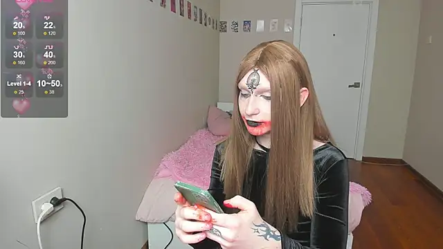 yoi mika online show from 10/31/25, 11:17