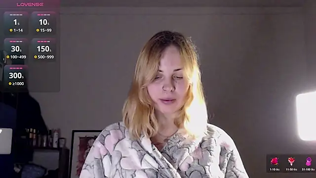 Snapshot of Alismoona chatting on 12/02/25, 12:16 Alismoona online show from 12/02/25, 12:16