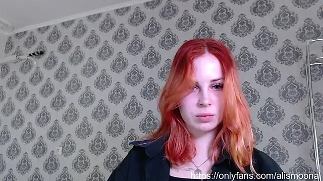 Snapshot of Alismoona chatting on 03/12/26, 06:14 Alismoona online show from 03/12/26, 06:14