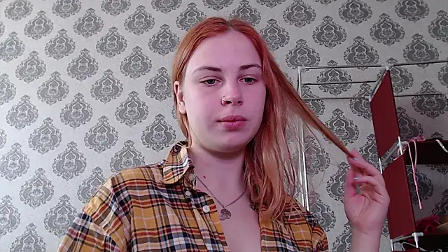 Snapshot of Alismoona chatting on 03/30/26, 07:53 Alismoona online show from 03/30/26, 07:53