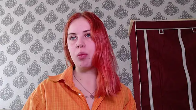 Snapshot of Alismoona chatting on 04/06/26, 07:42 Alismoona online show from 04/06/26, 07:42