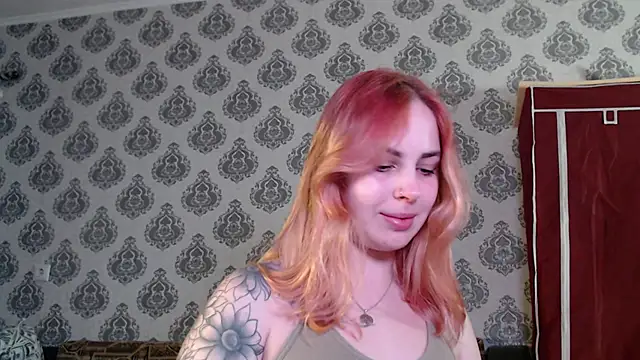 Snapshot of Alismoona chatting on 04/15/26, 07:58 Alismoona online show from 04/15/26, 07:58