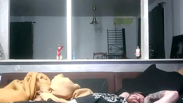 Snapshot of Bikerhot883hd chatting on 12/21/25, 06:15 Bikerhot883hd online show from 12/21/25, 06:15