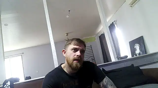 Snapshot of Bikerhot883hd chatting on 02/08/26, 10:07 Bikerhot883hd online show from 02/08/26, 10:07