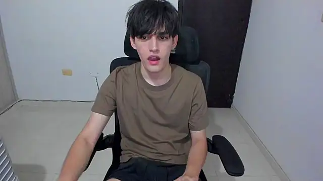 Snapshot of eren_188 chatting on 06/15/26, 03:09 eren 188 online show from 06/15/26, 03:09