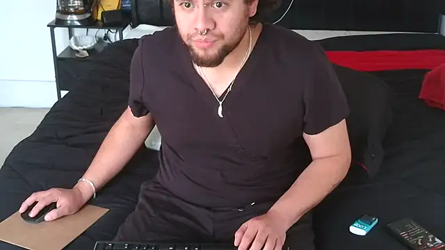 Snapshot of PrinceOfEville chatting on 05/02/26, 02:44 PrinceOfEville online show from 05/02/26, 02:44
