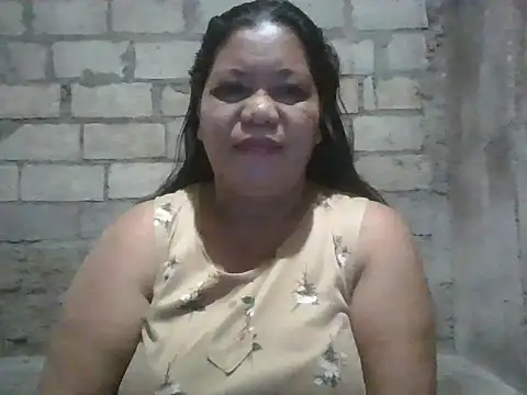 Snapshot of xxbernxxx chatting on 10/23/25, 09:57 xxbernxxx online show from 10/23/25, 09:57