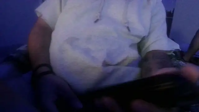 Snapshot of NoneFoundCloud chatting on 10/30/25, 12:01 NoneFoundCloud online show from 10/30/25, 12:01