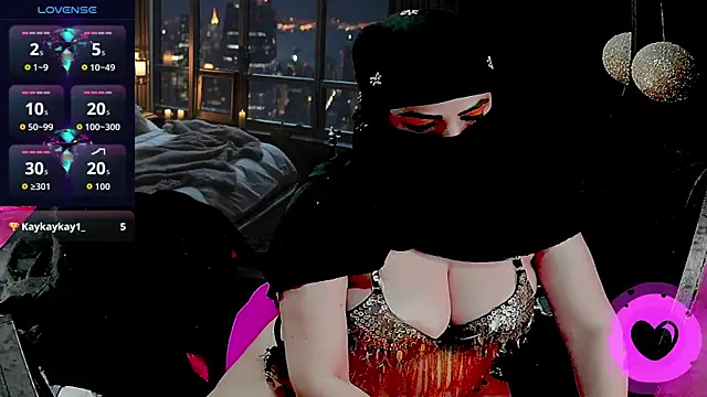 SultanaLayla online show from 11/08/25, 07:45