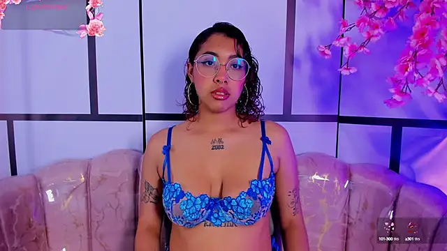 Olivejoness online show from 09/17/25, 04:14