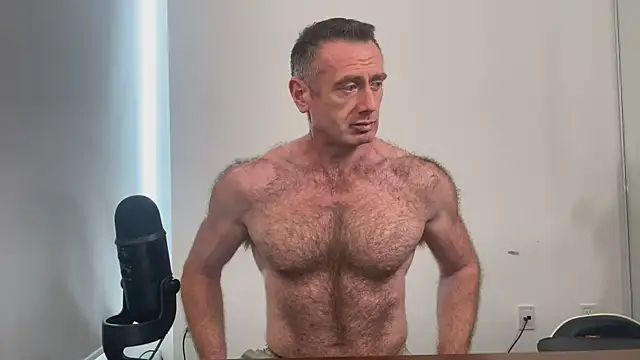 Snapshot of TheDonnyBasilisk chatting on 09/20/25, 07:04 TheDonnyBasilisk online show from 09/20/25, 07:04