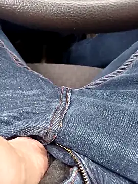 Micki2 online show from 12/05/25, 01:52