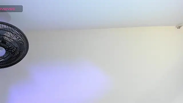Snapshot of sweet__vanessa1 chatting on 07/01/26, 01:18 sweet vanessa1 online show from 07/01/26, 01:18