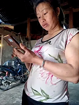 Snapshot of ngocngoc_cute chatting on 04/22/26, 11:39 ngocngoc cute online show from 04/22/26, 11:39