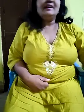 Swapna Hyd online show from 09/28/25, 09:14