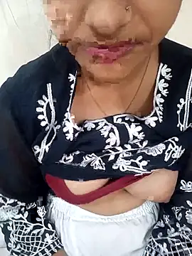 Neha Tyagi online show from 10/10/25, 05:17