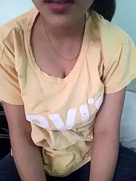 Neha Tyagi online show from 11/20/25, 05:40