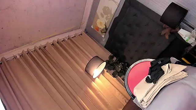 asiangorgeouspetite online show from 11/24/25, 02:00