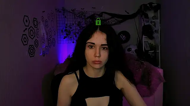 Snapshot of riley_sanders chatting on 10/27/25, 10:52 riley sanders online show from 10/27/25, 10:52