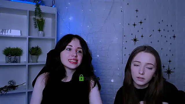 Snapshot of riley_sanders chatting on 03/26/26, 08:25 riley sanders online show from 03/26/26, 08:25