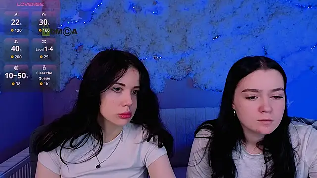 Snapshot of riley_sanders chatting on 04/03/26, 07:34 riley sanders online show from 04/03/26, 07:34