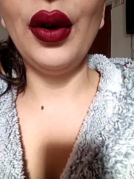 LINA-DALOUA online show from 11/29/25, 01:36