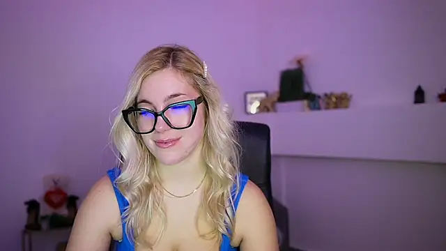 Snapshot of leokitty_ chatting on 03/26/26, 01:38 leokitty online show from 03/26/26, 01:38