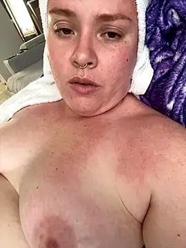 Snapshot of Kendra_Mystika chatting on 09/28/25, 06:35 Kendra Mystika online show from 09/28/25, 06:35