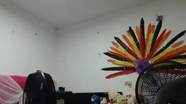 Snapshot of maggi_hotsson chatting on 05/10/26, 12:49 maggi hotsson online show from 05/10/26, 12:49