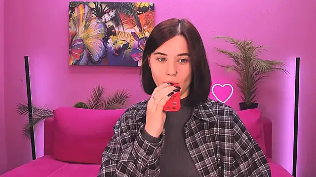 lil angel  online show from 11/19/25, 12:38