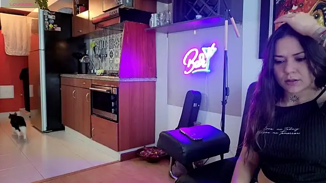 Snapshot of SujannaVarma_ chatting on 04/05/26, 07:11 SujannaVarma online show from 04/05/26, 07:11