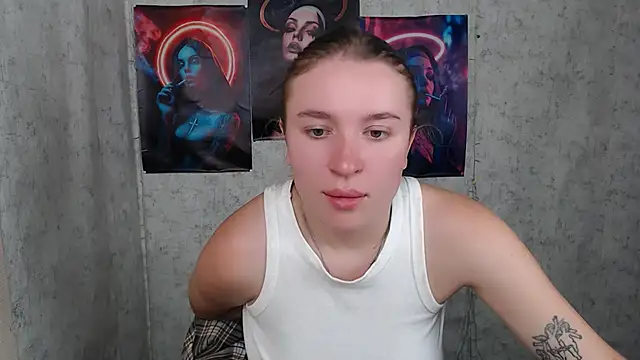 Snapshot of JuliaTopp_ chatting on 09/15/25, 07:36 JuliaTopp online show from 09/15/25, 07:36