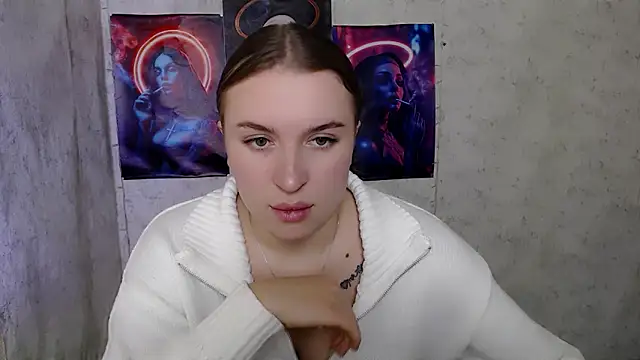 Snapshot of JuliaTopp_ chatting on 10/14/25, 01:01 JuliaTopp online show from 10/14/25, 01:01