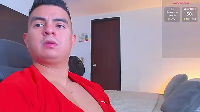 Snapshot of RJBarto chatting on 12/05/25, 12:47 RJBarto online show from 12/05/25, 12:47