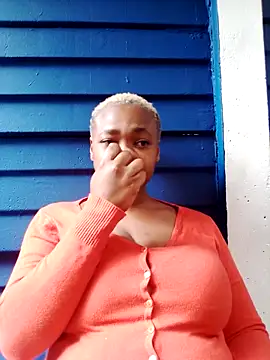 Snapshot of missboobiesSA chatting on 09/11/25, 01:44 missboobiesSA online show from 09/11/25, 01:44