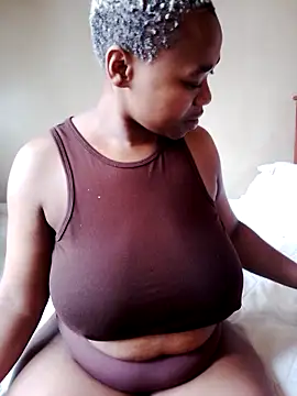 Snapshot of missboobiesSA chatting on 10/01/25, 06:19 missboobiesSA online show from 10/01/25, 06:19