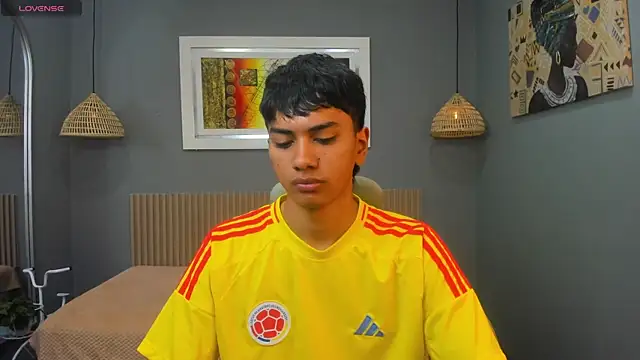 Snapshot of markbowie chatting on 09/11/25, 12:38 markbowie online show from 09/11/25, 12:38