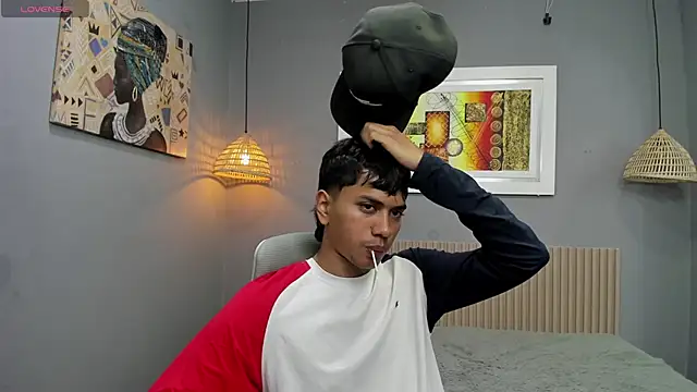 Snapshot of markbowie chatting on 10/10/25, 11:53 markbowie online show from 10/10/25, 11:53