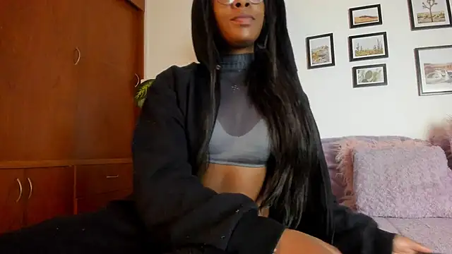 Snapshot of Coco_joness chatting on 11/13/25, 07:57 Coco joness online show from 11/13/25, 07:57