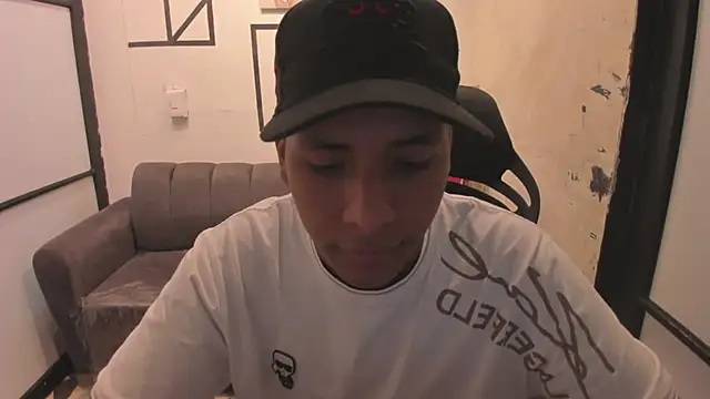 IsaacBlack  online show from 09/23/25, 04:37